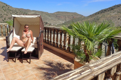 swinger-mansion-16